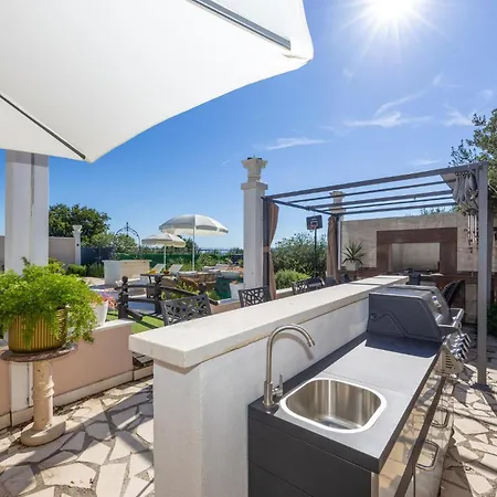 In Kastel Sucurac With Wifi Holiday home