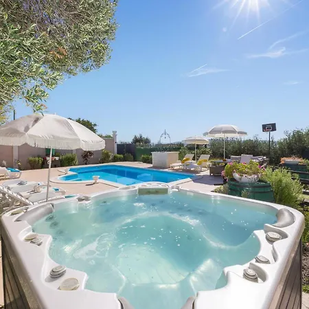 Holiday home In Kastel Sucurac With Wifi Kastela