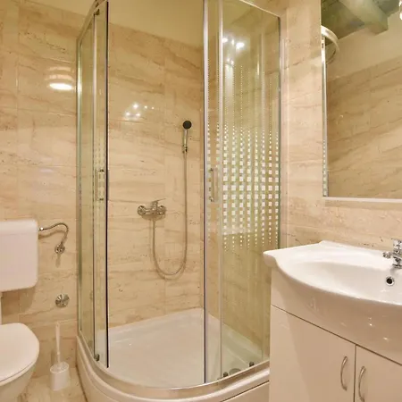 In Kastel Sucurac With Wifi Holiday home